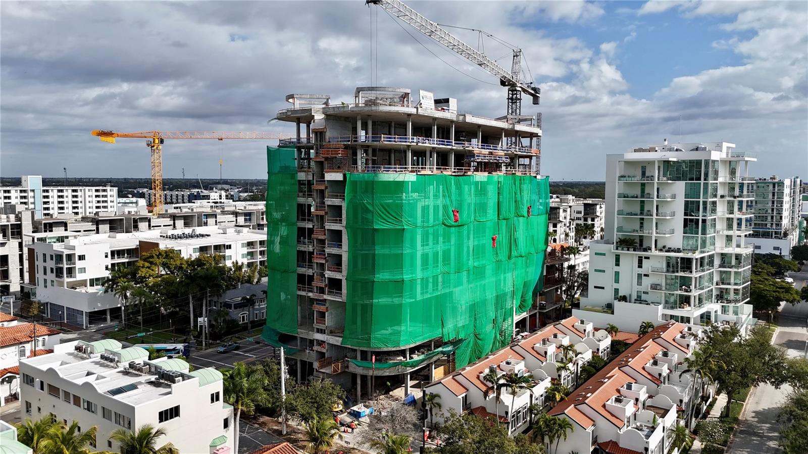 290 COCOANUT AVE #6A