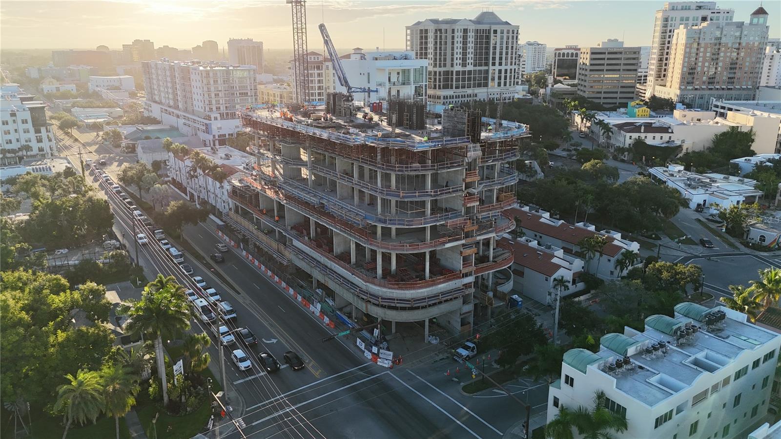 290 COCOANUT AVE #8B