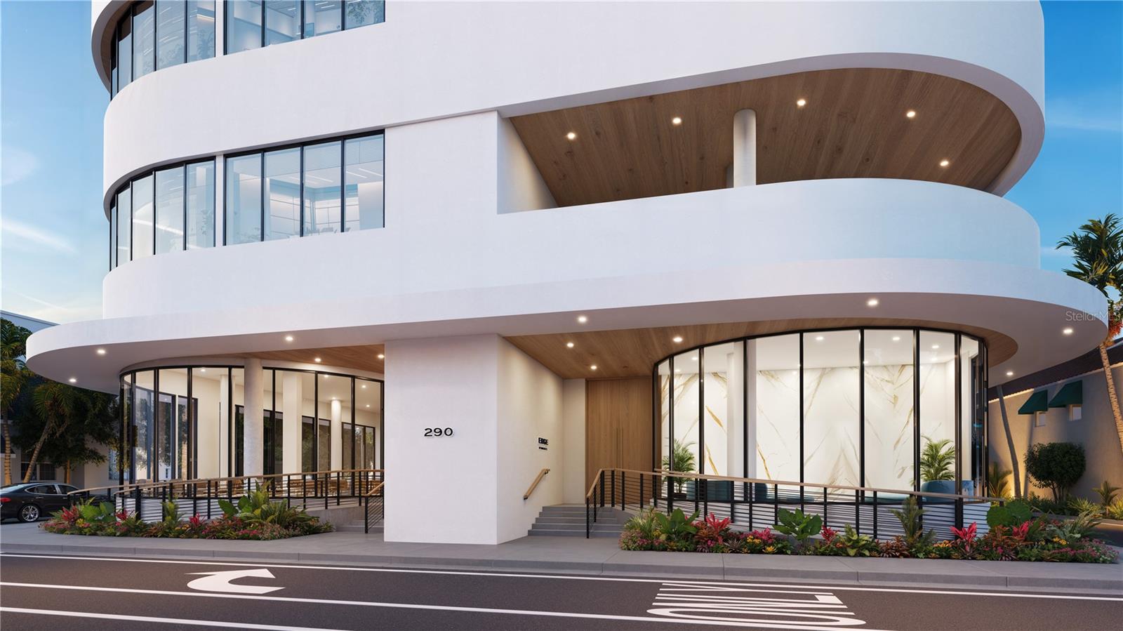 290 COCOANUT AVE #8B