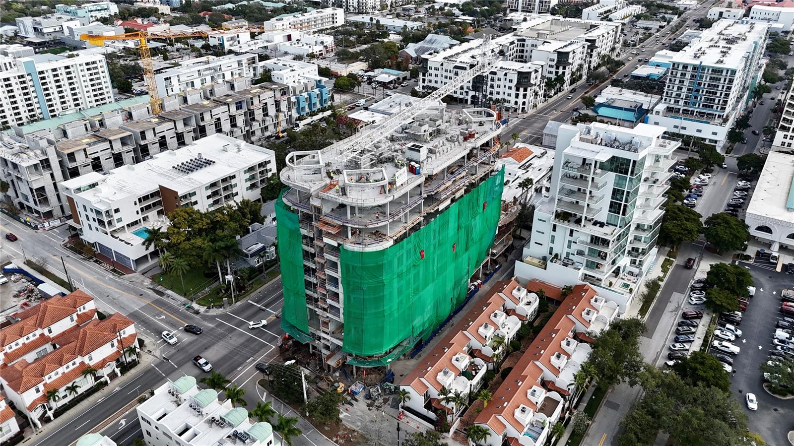 290 COCOANUT AVE #604