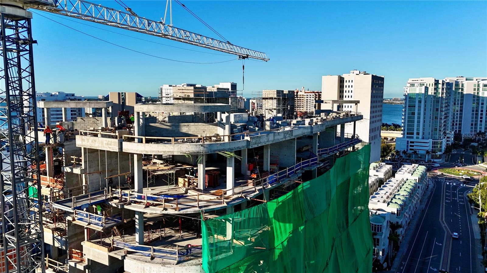 290 COCOANUT AVE #604