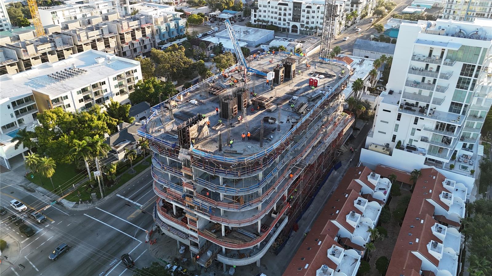 290 COCOANUT AVE #604