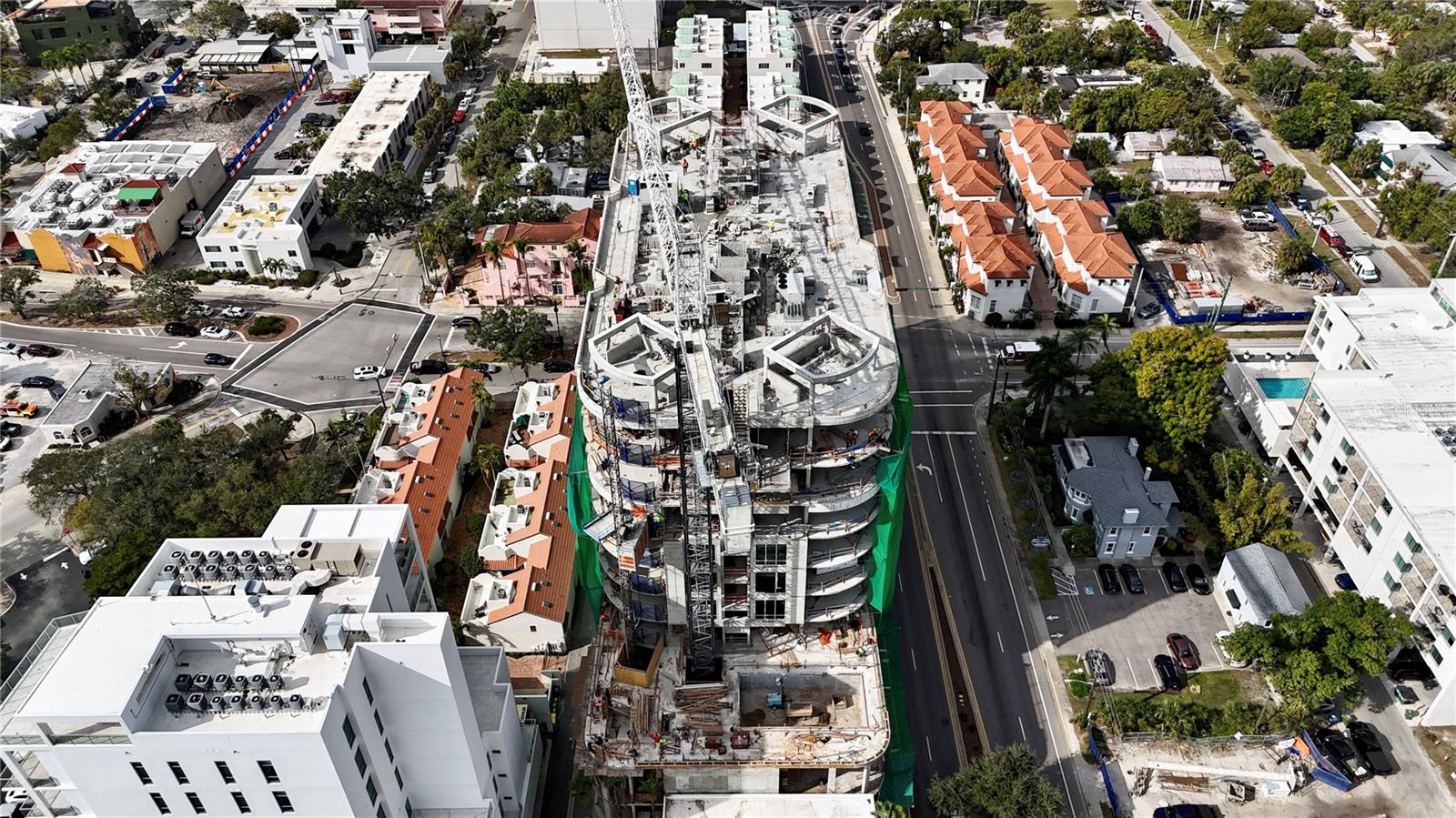 290 COCOANUT AVE #604