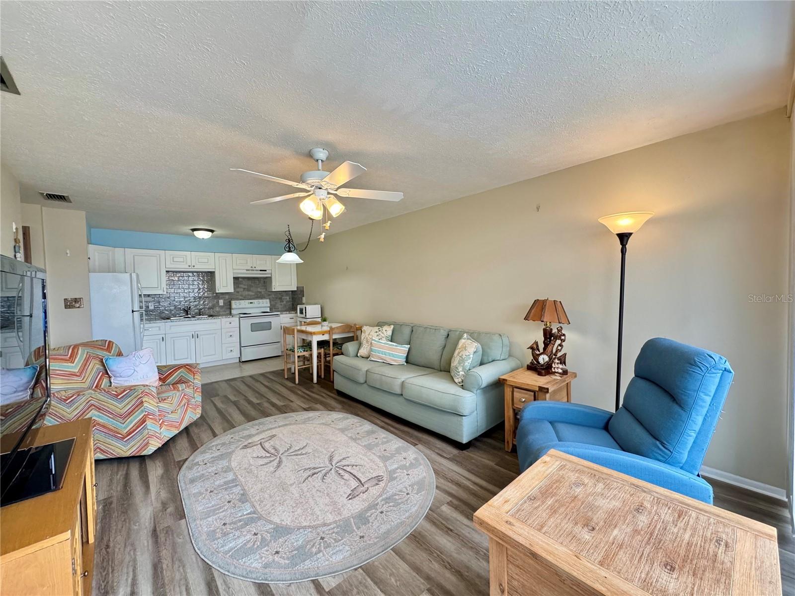 4316 TAHITIAN GARDENS CIR #B