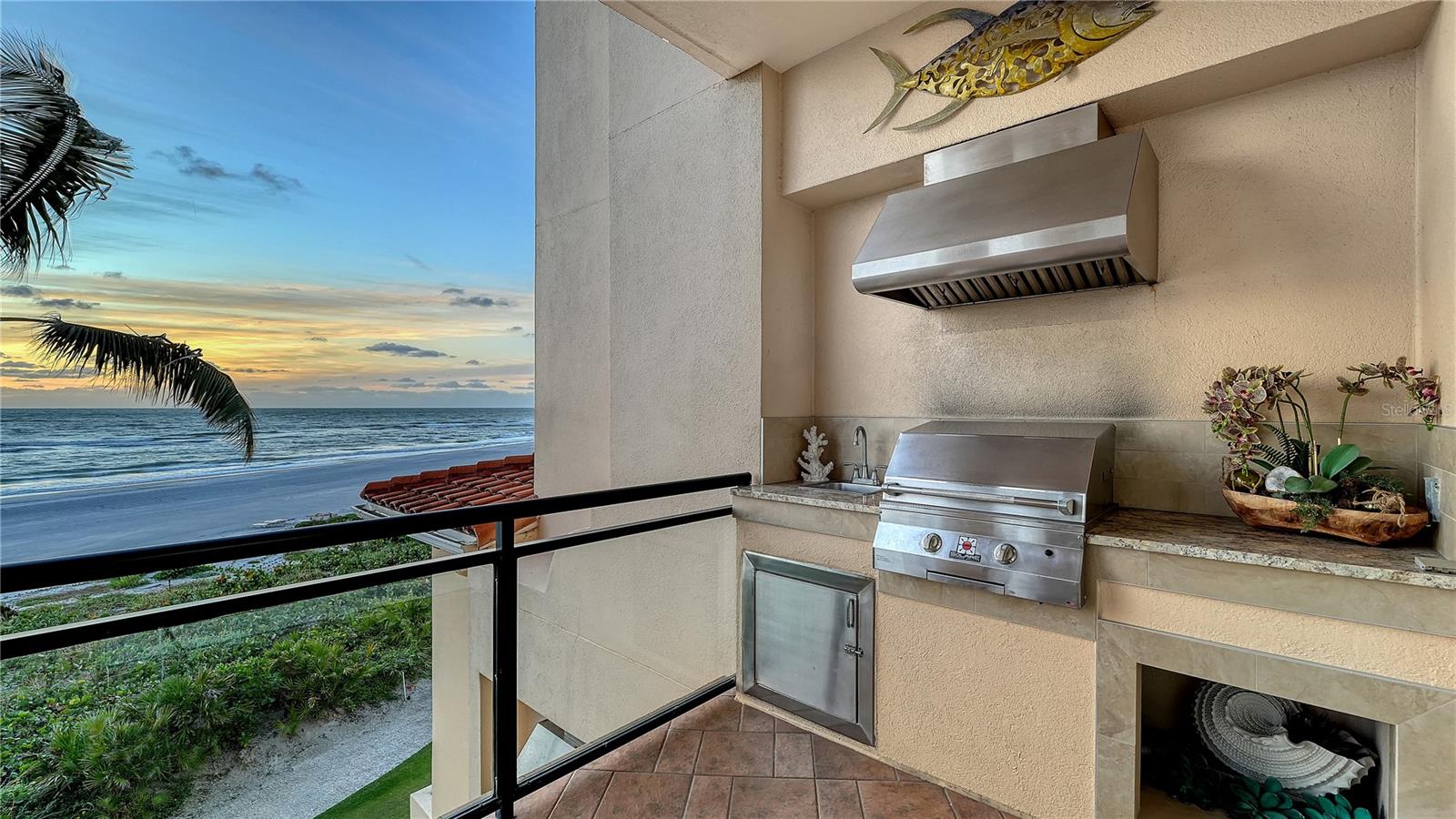 2333 GULF OF MEXICO DR #1A2