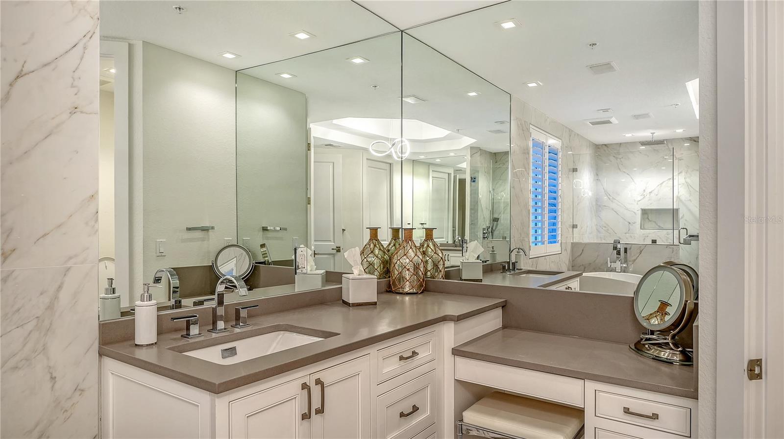 2333 GULF OF MEXICO DR #1A2