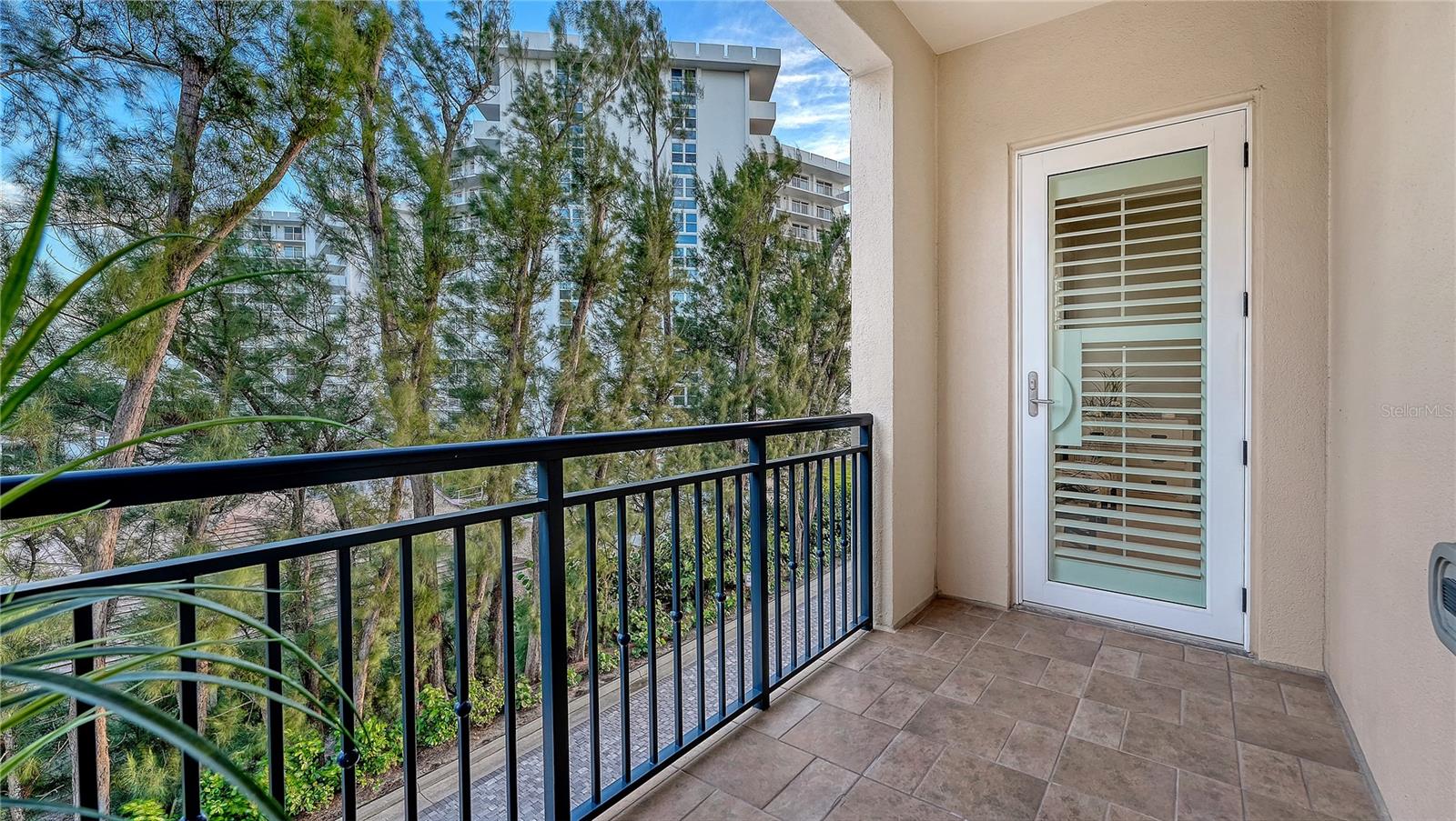 2333 GULF OF MEXICO DR #1A2