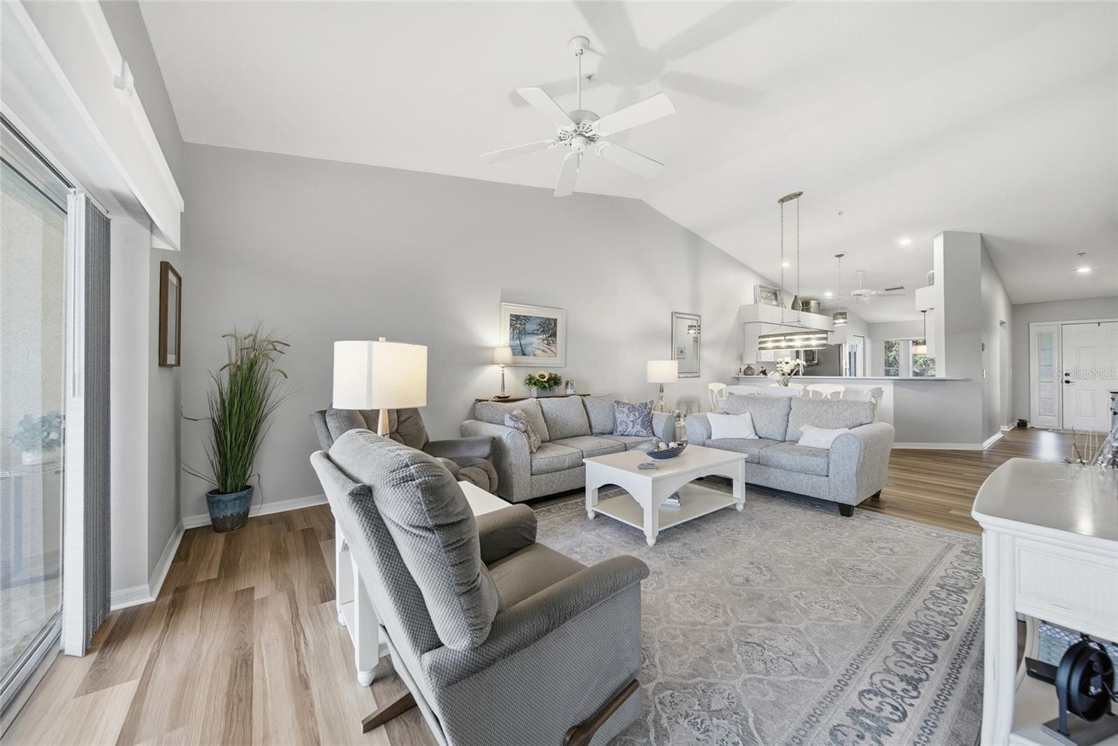 5231 MAHOGANY RUN AVE #321