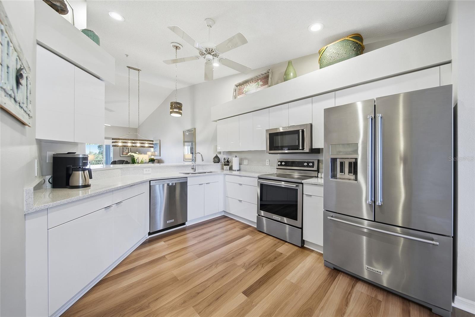 5231 MAHOGANY RUN AVE #321