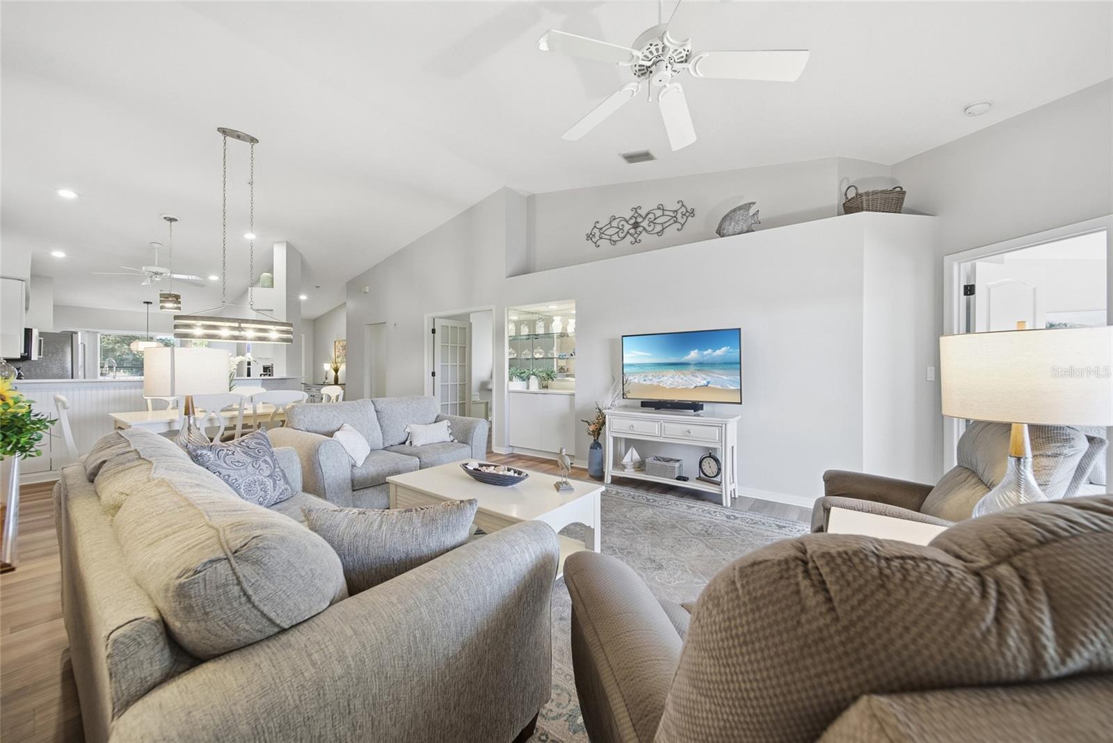 5231 MAHOGANY RUN AVE #321