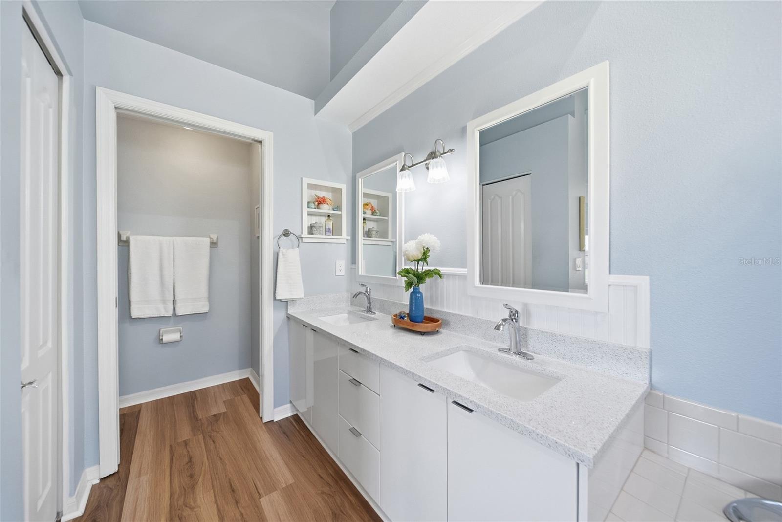 5231 MAHOGANY RUN AVE #321