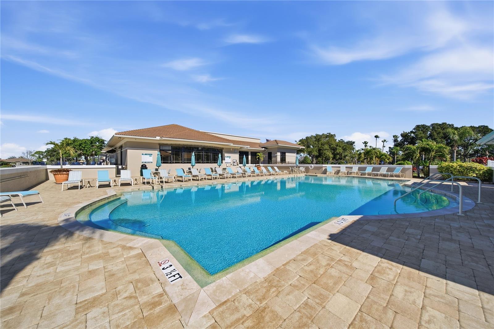 5230 HYLAND HILLS AVE #1325