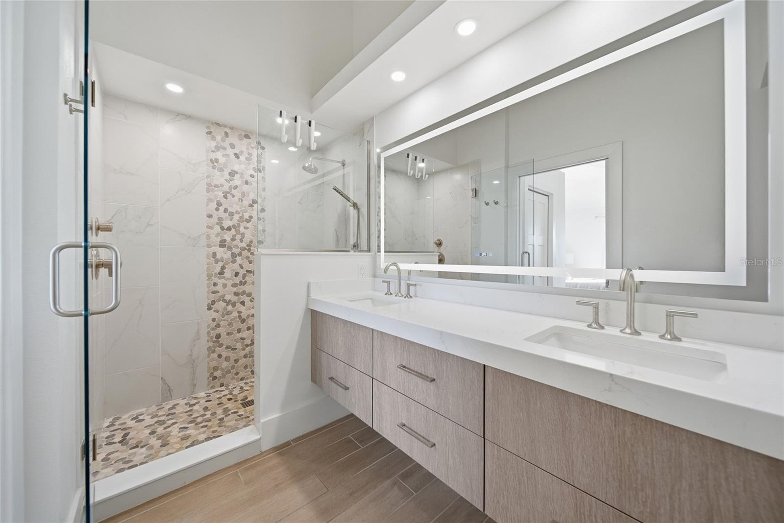 5230 HYLAND HILLS AVE #1325