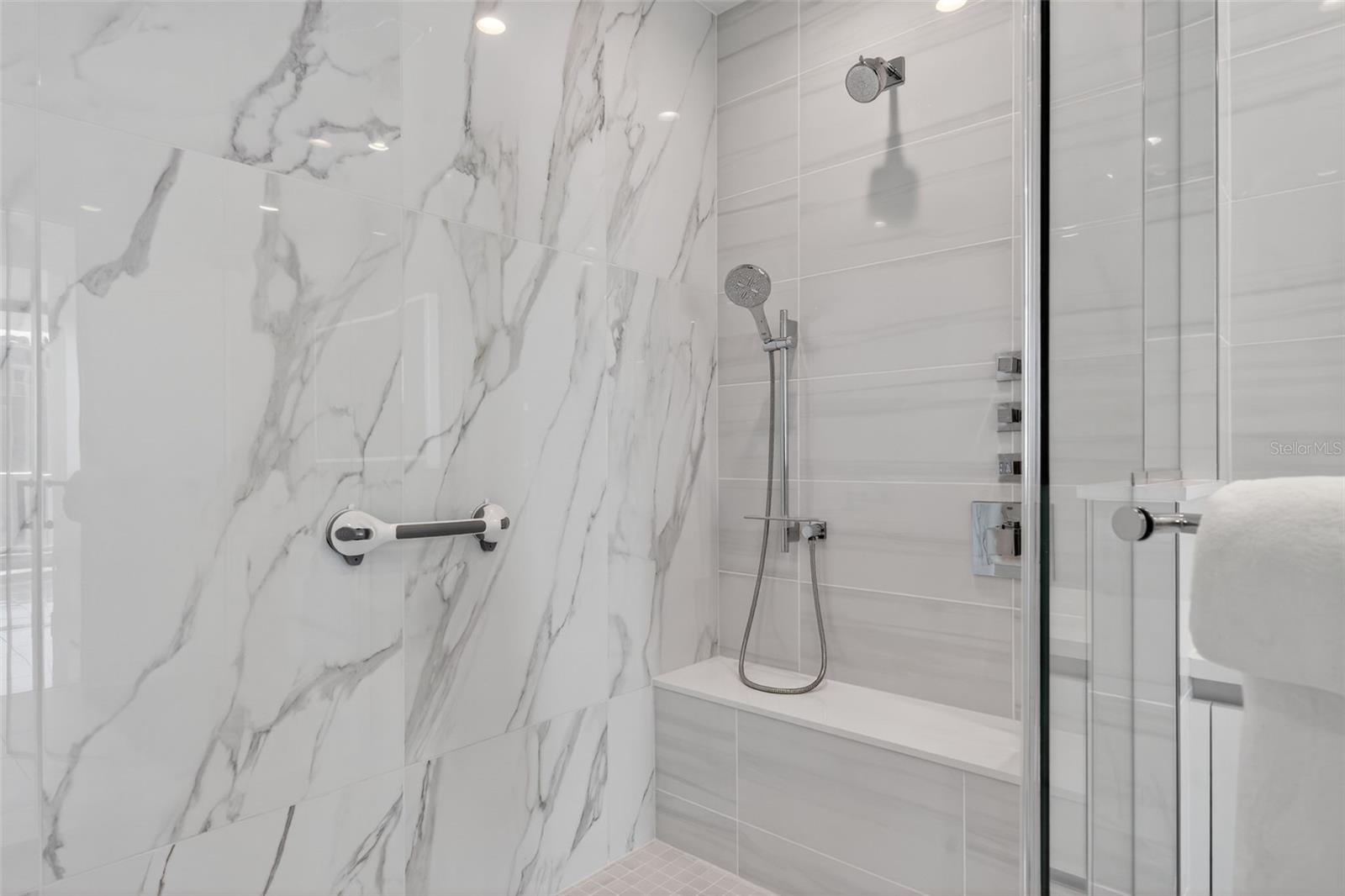 400 CENTRAL AVE #1405