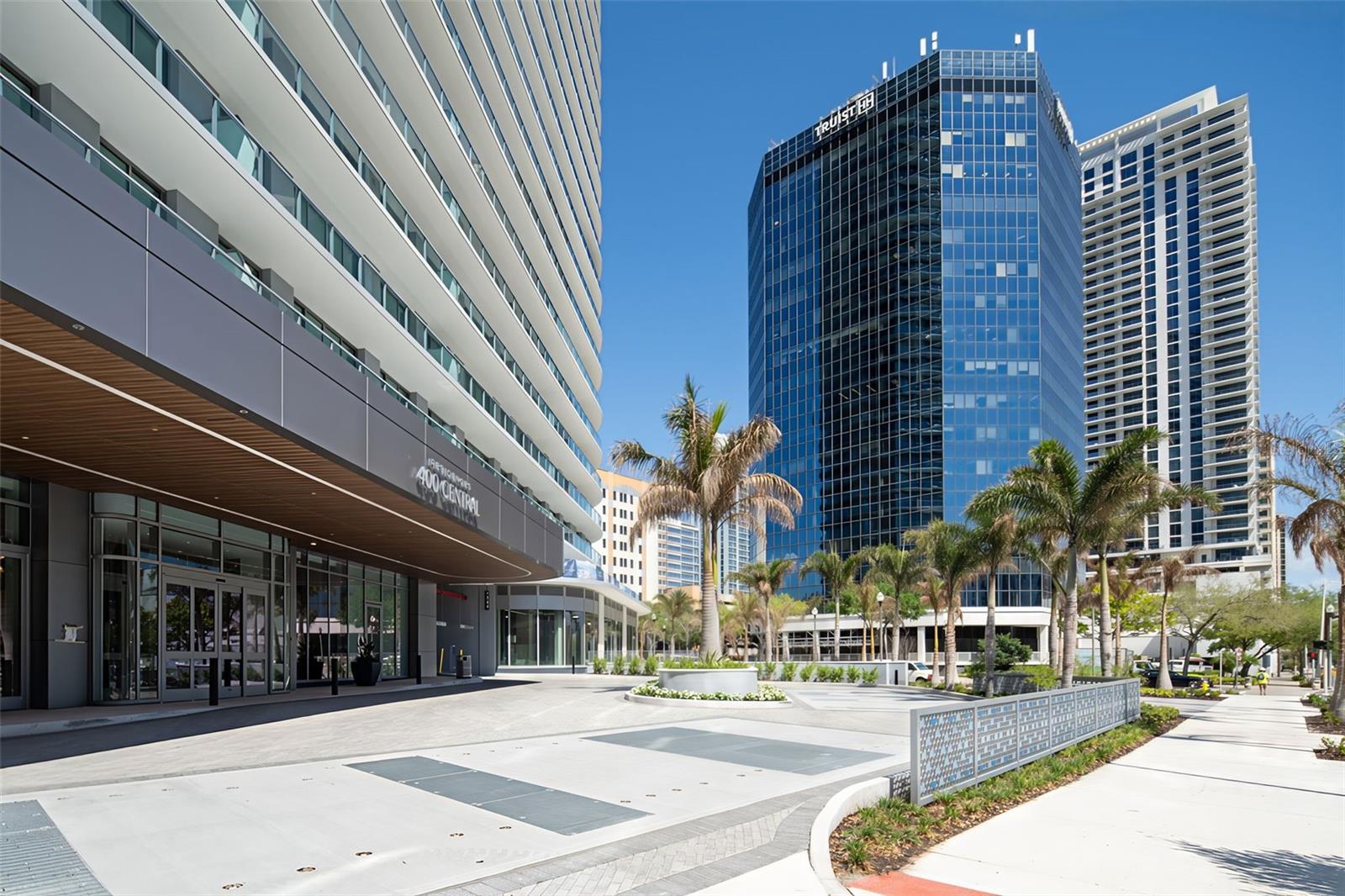 400 CENTRAL AVE #2307