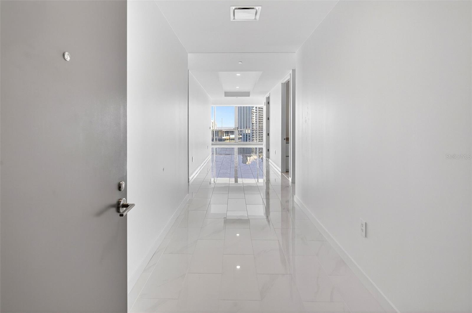 400 CENTRAL AVE #2307