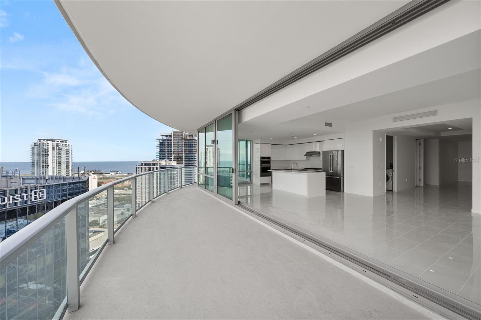 400 CENTRAL AVE #2307