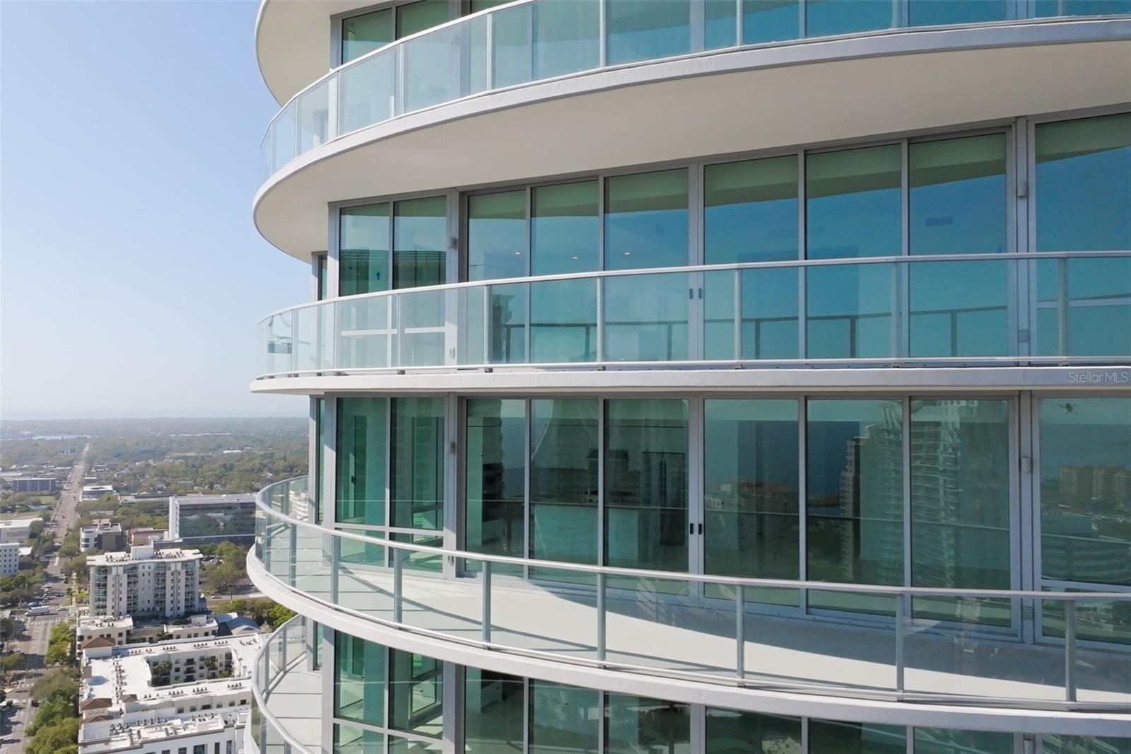 400 CENTRAL AVE #2307