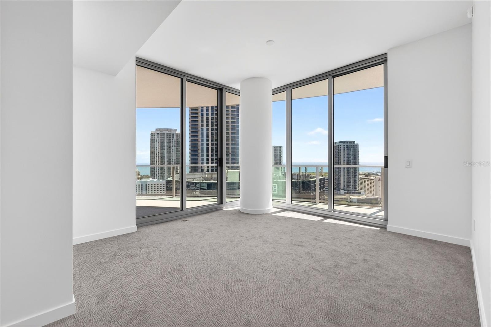 400 CENTRAL AVE #2307