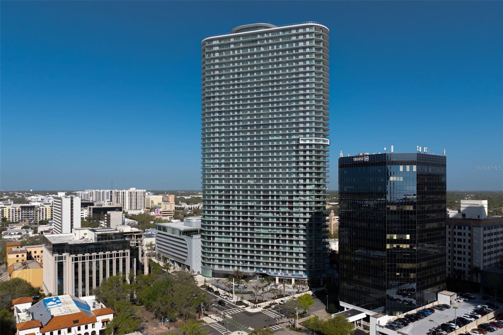 400 CENTRAL AVE #2307