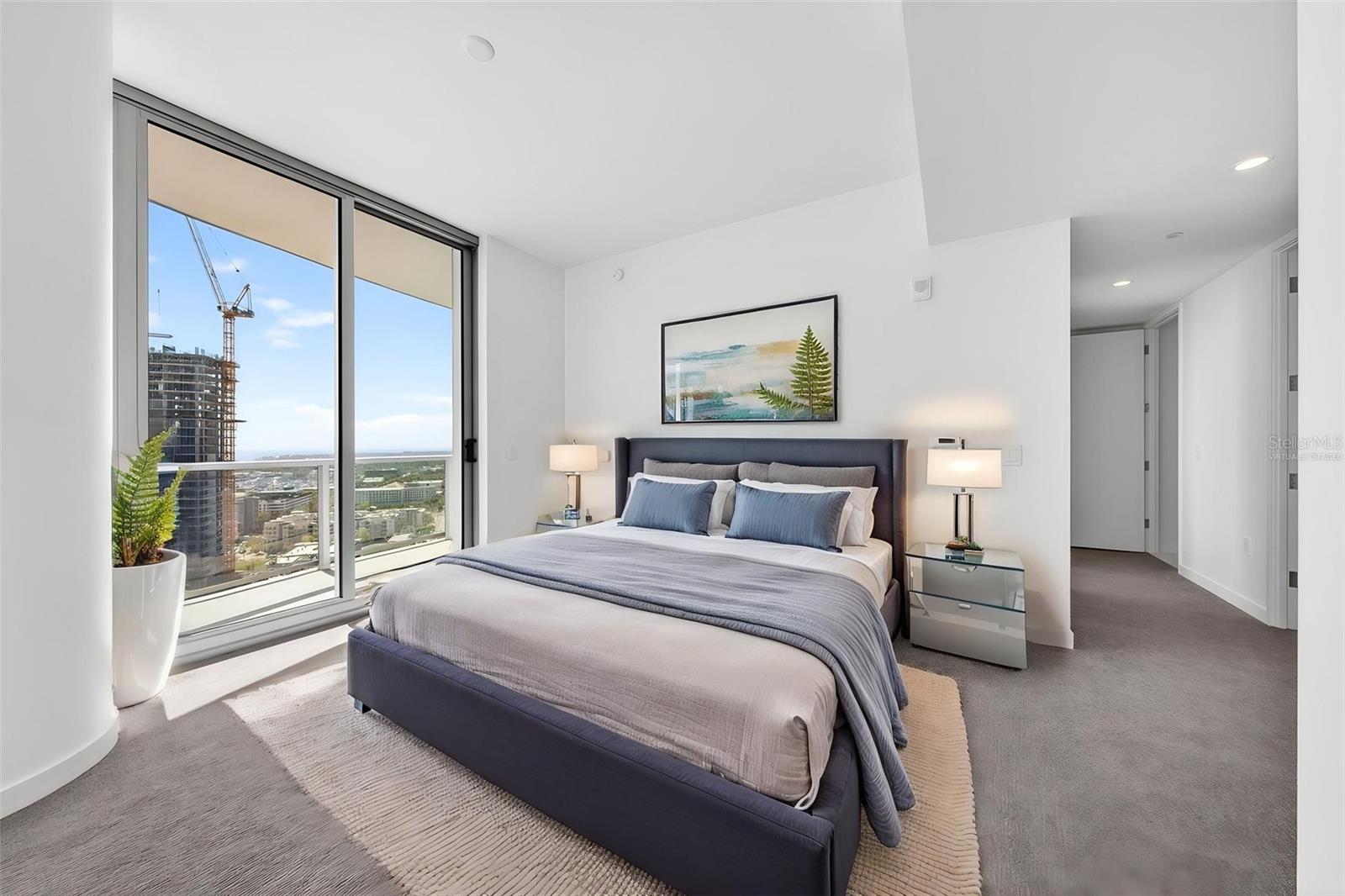 400 CENTRAL AVE #2307