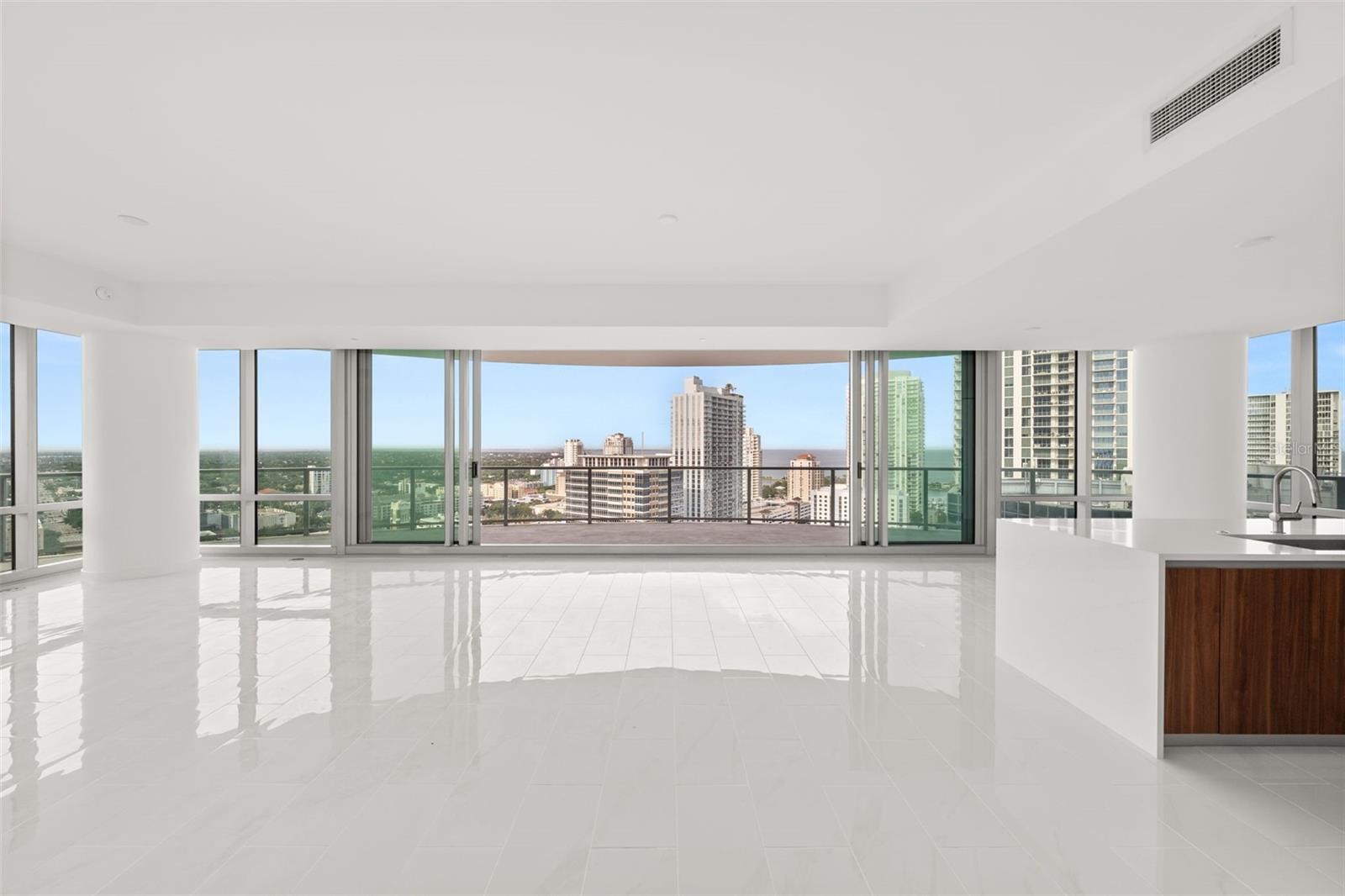 400 CENTRAL AVE #2307