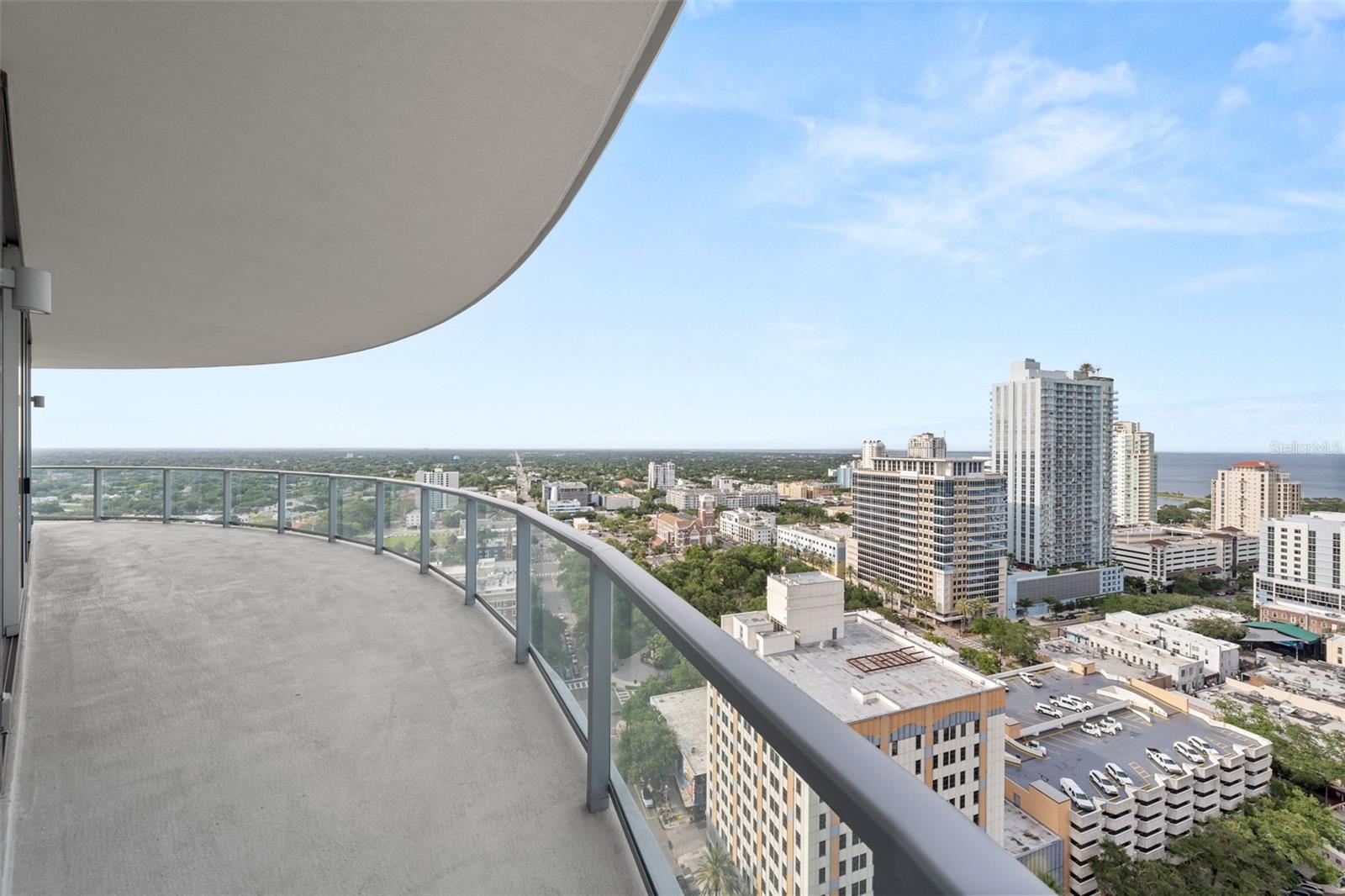 400 CENTRAL AVE #2307