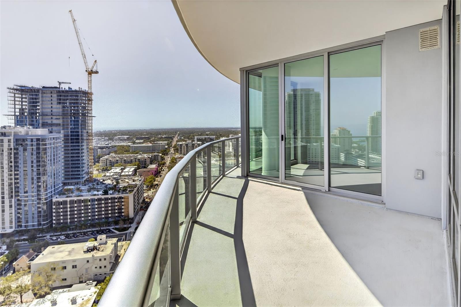 400 CENTRAL AVE #2307