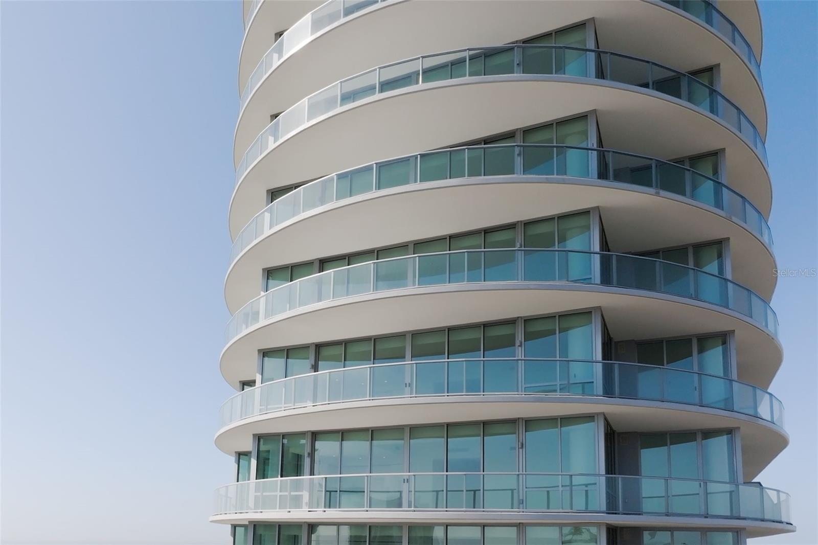 400 CENTRAL AVE #2307