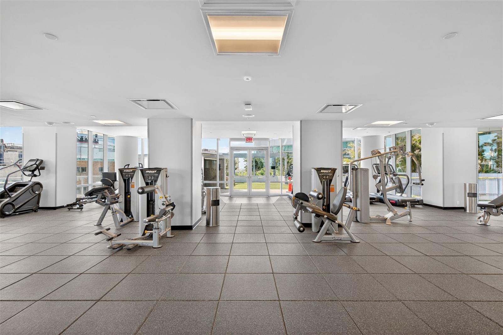 400 CENTRAL AVE #2307