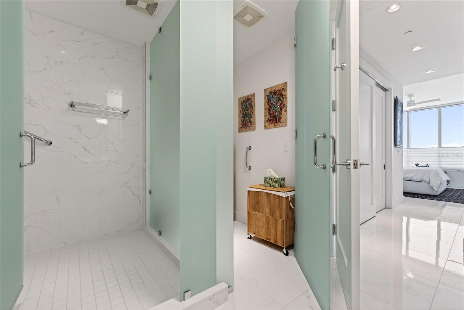 111 S PINEAPPLE AVE #806