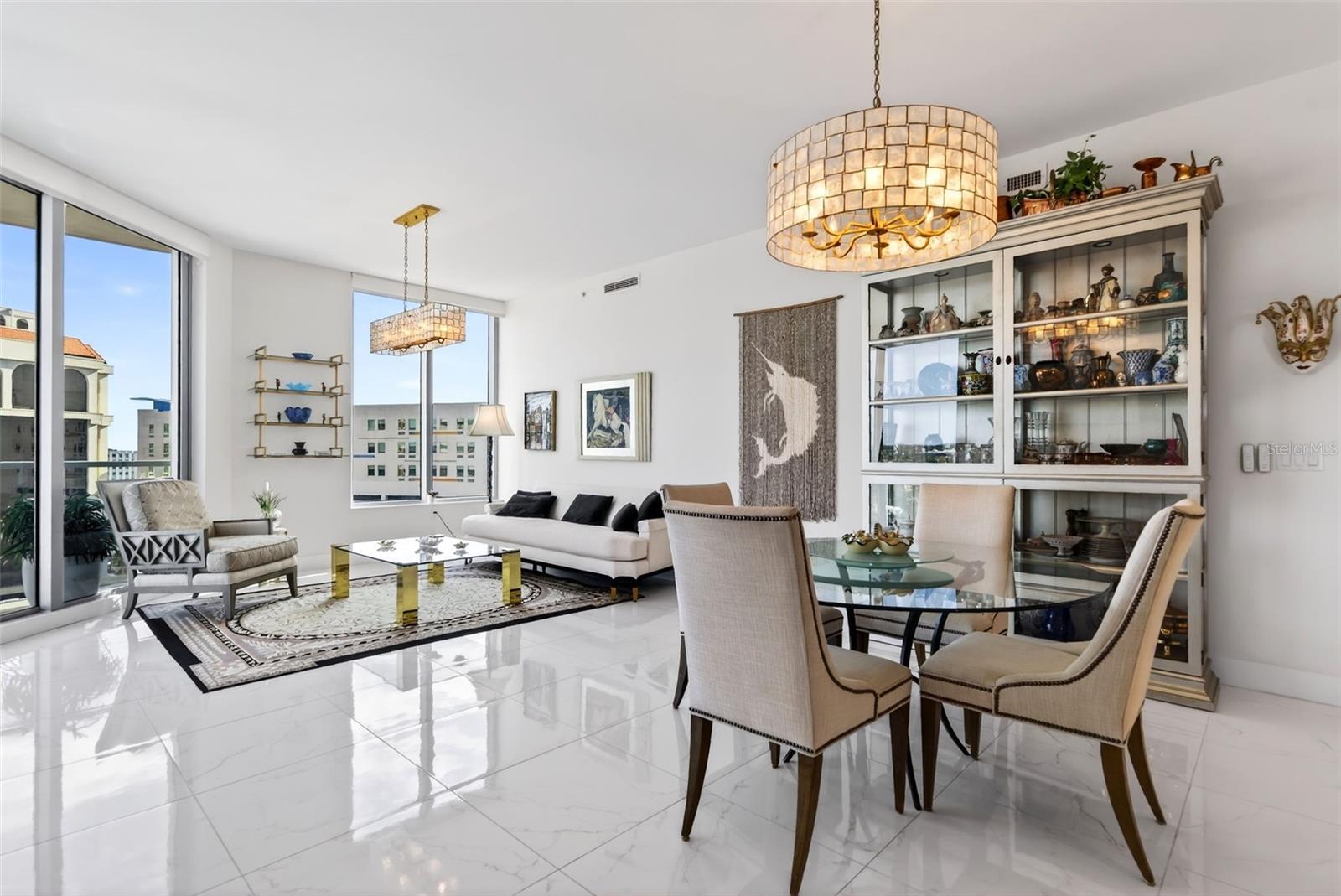 111 S PINEAPPLE AVE #806