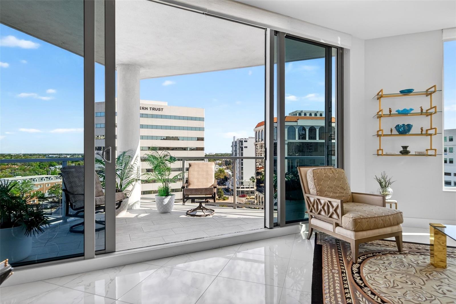 111 S PINEAPPLE AVE #806