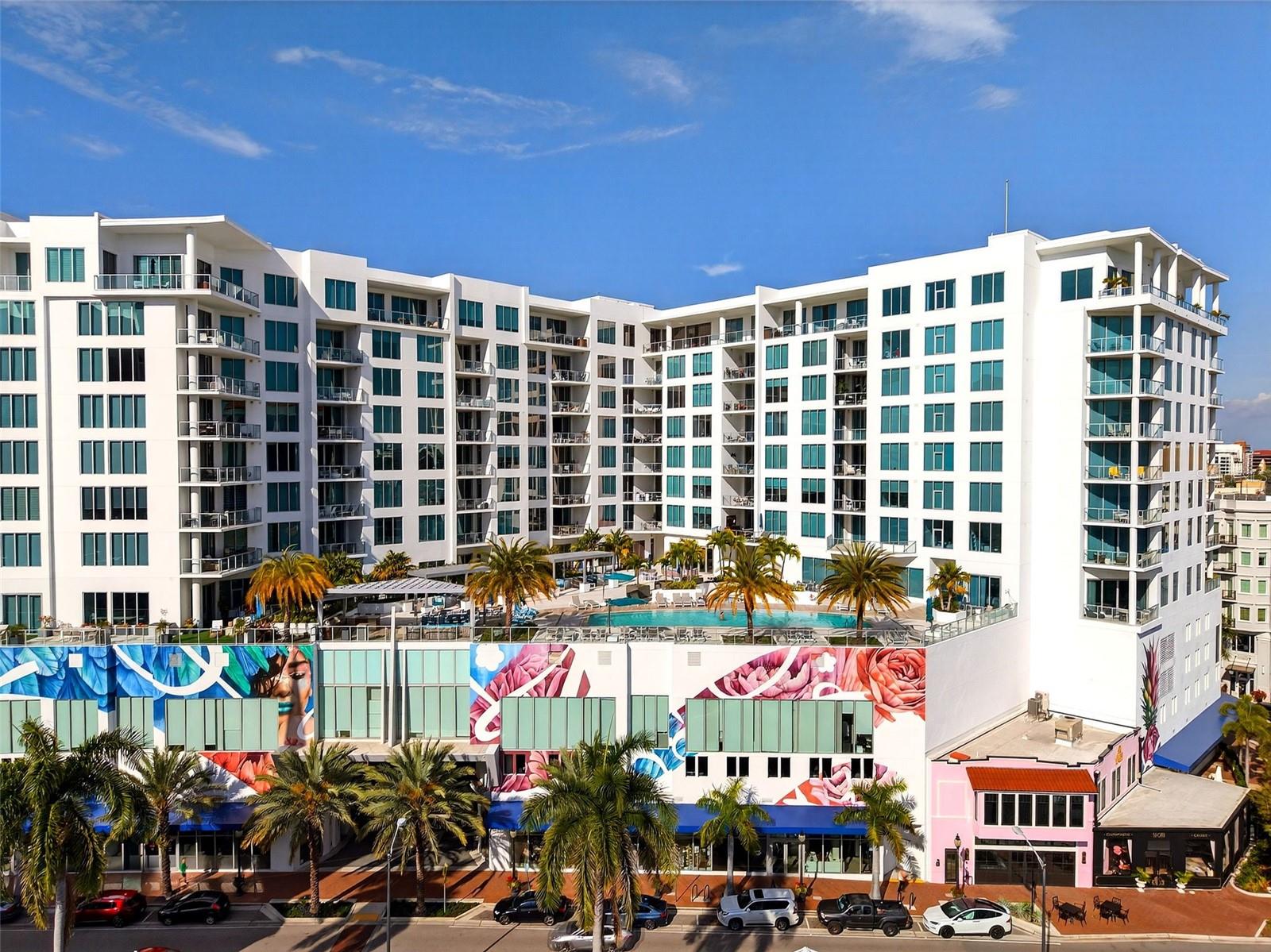 111 S PINEAPPLE AVE #806