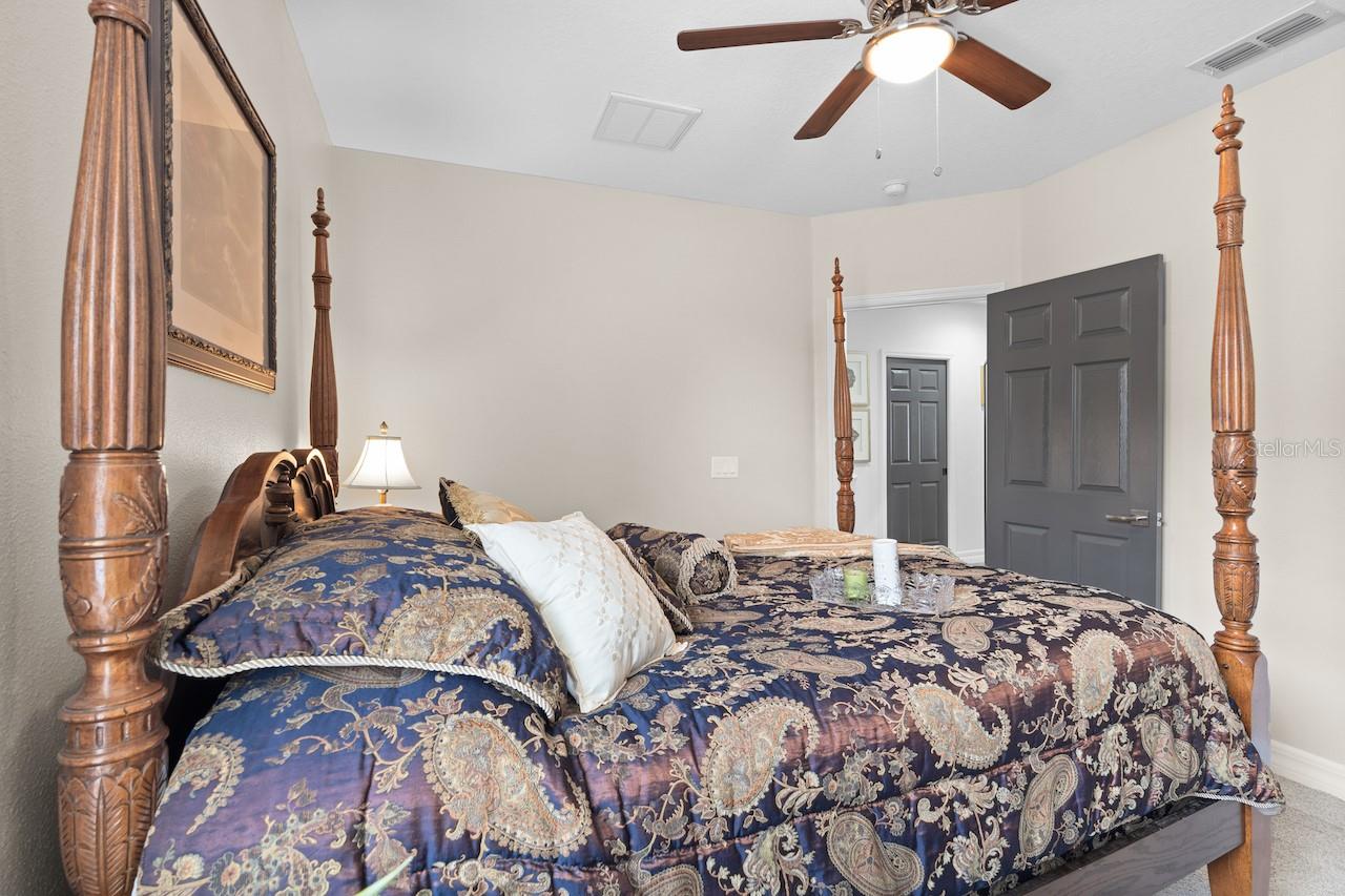 4923 MISSION PARK LN