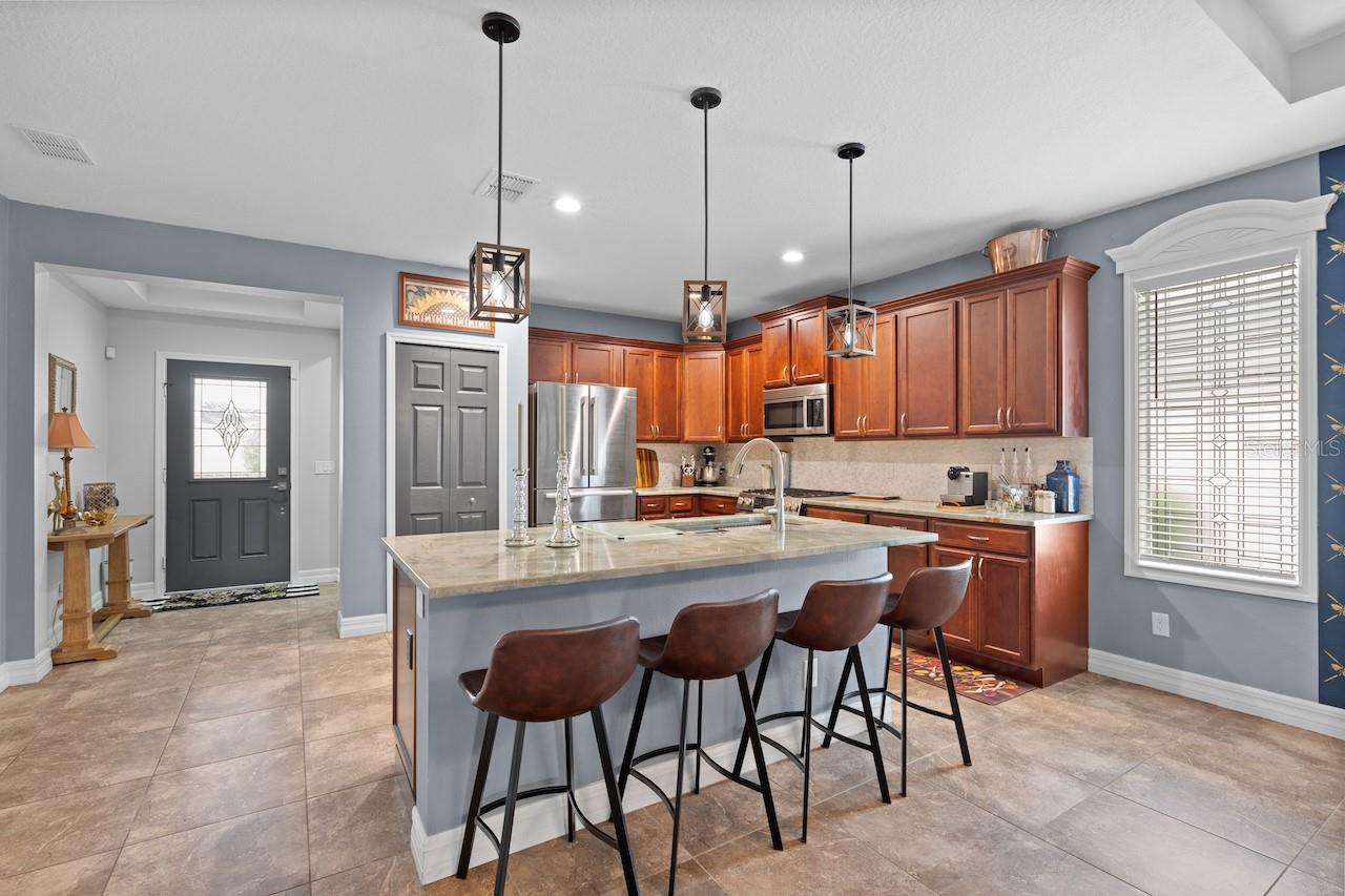 4923 MISSION PARK LN