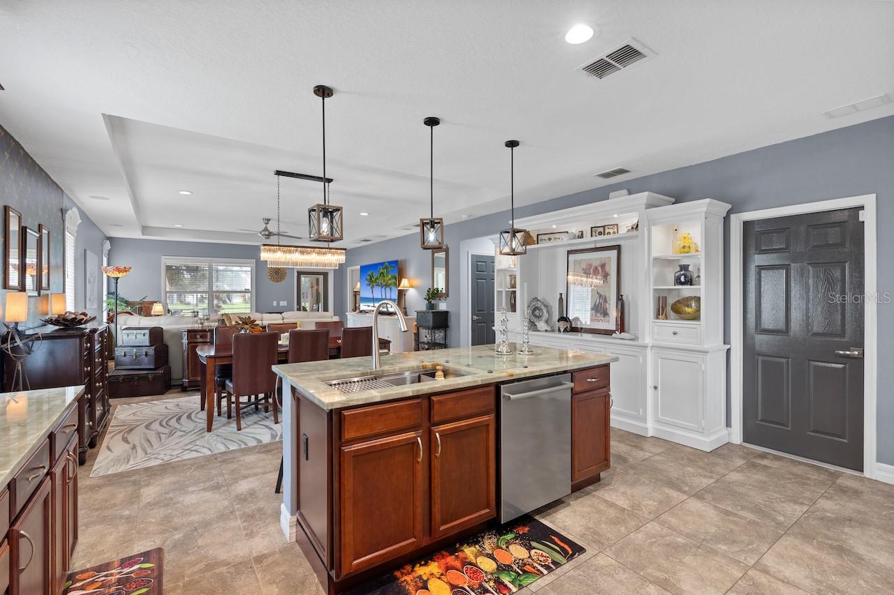 4923 MISSION PARK LN