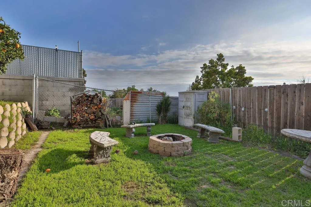 978 Monserate Avenue