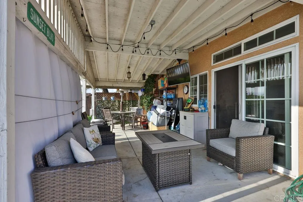 978 Monserate Avenue