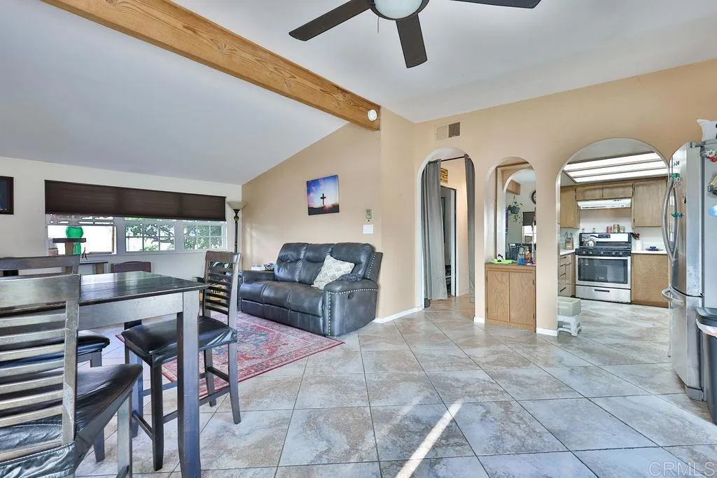 978 Monserate Avenue