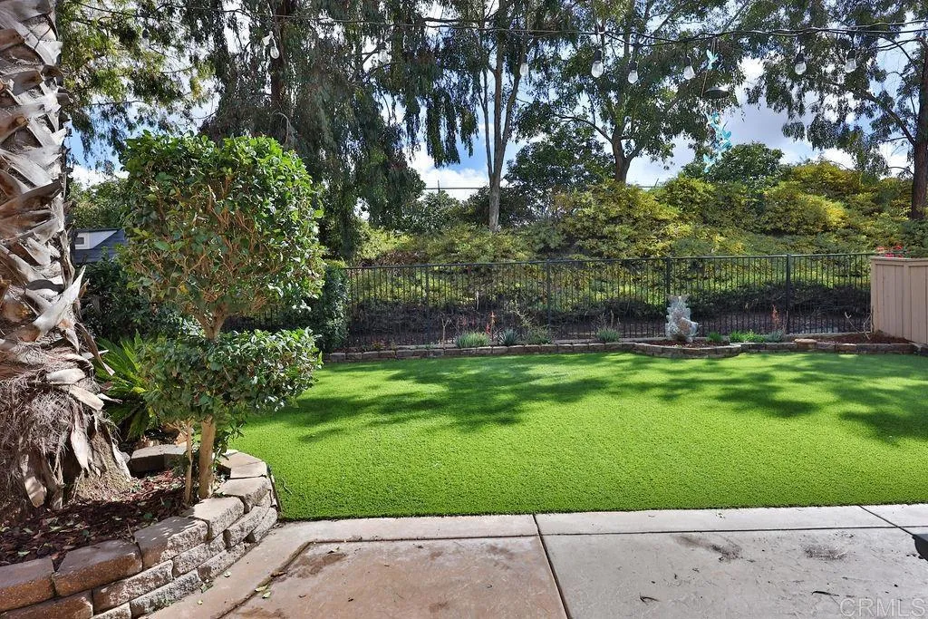 1141 Quinto Creek Place