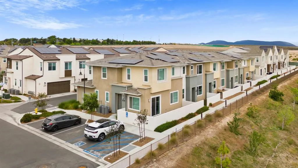 2038 Bluestone Circle