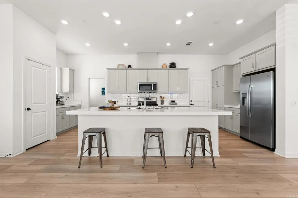 2038 Bluestone Circle