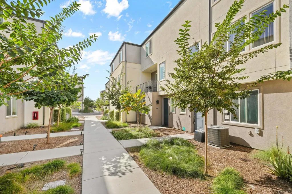 5261 Beachfront Cove Street Unit 174