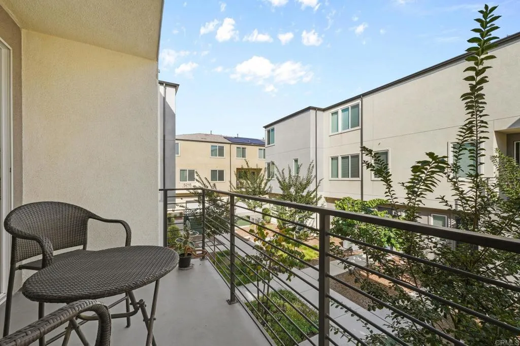 5261 Beachfront Cove Street Unit 174