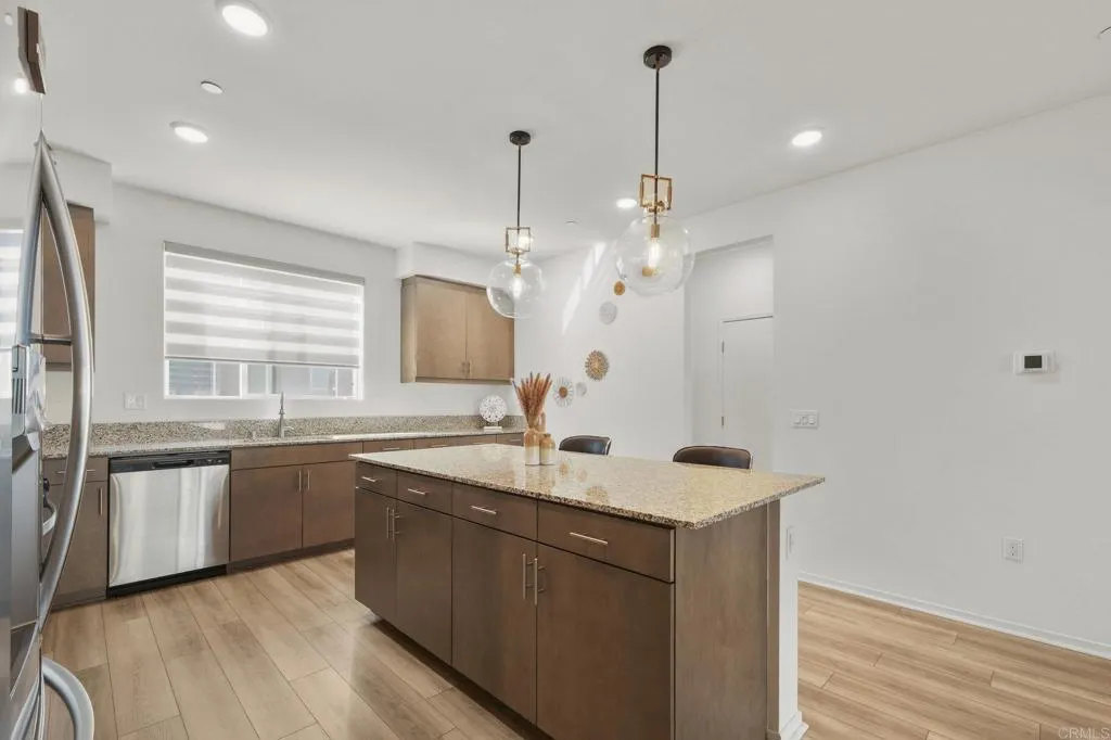 5261 Beachfront Cove Street Unit 174