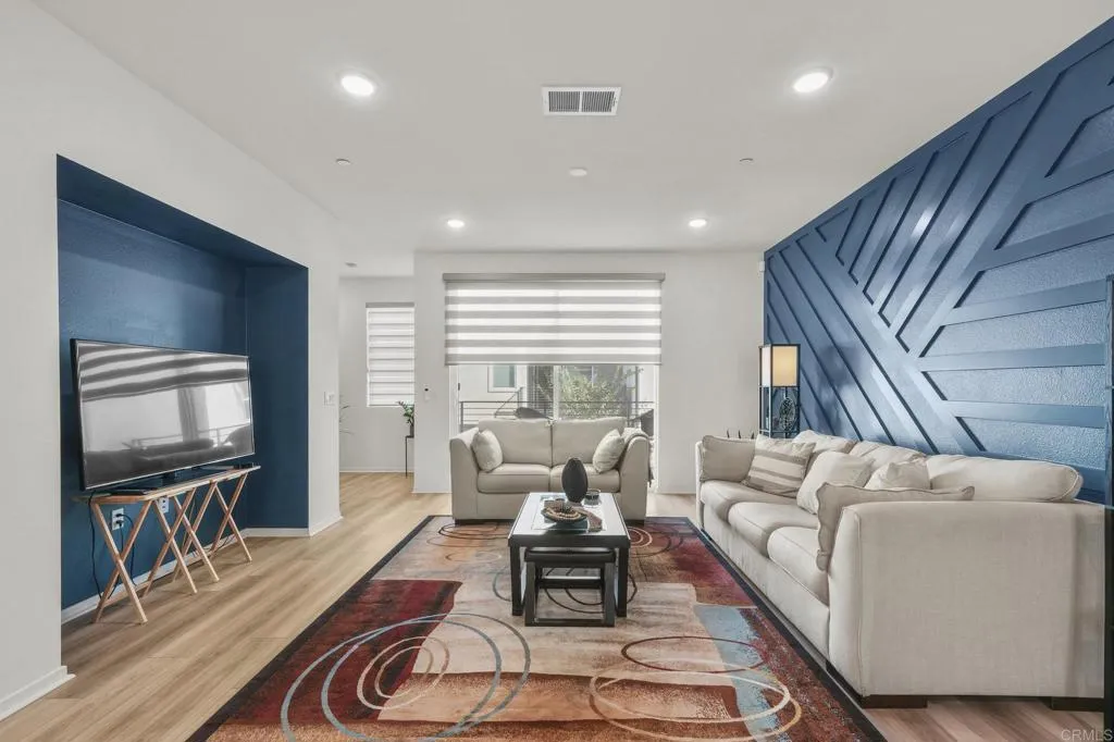 5261 Beachfront Cove Street Unit 174