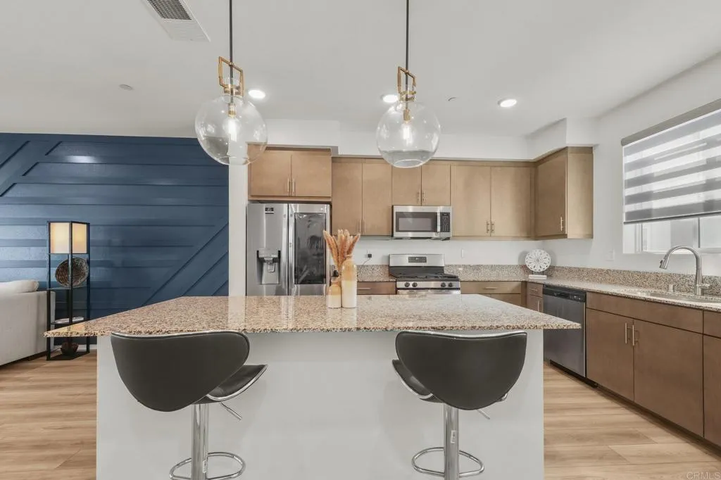 5261 Beachfront Cove Street Unit 174