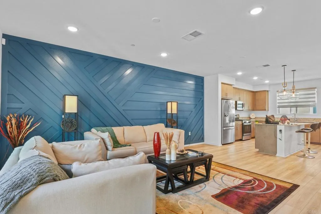 5261 Beachfront Cove Street Unit 174