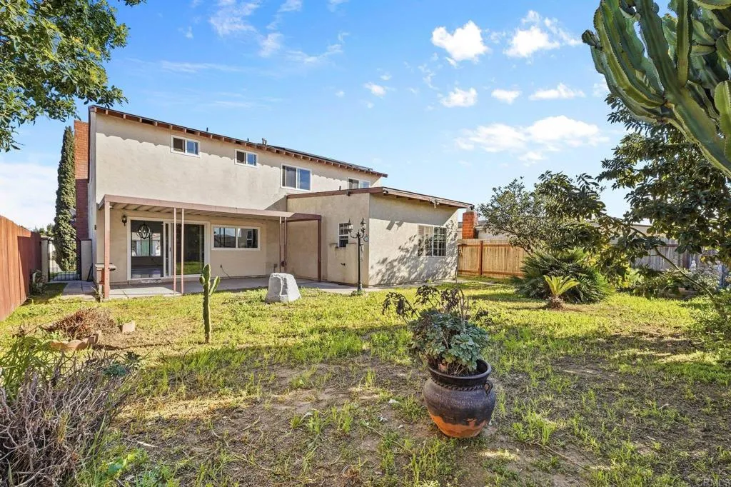 1614 Arequipa Street